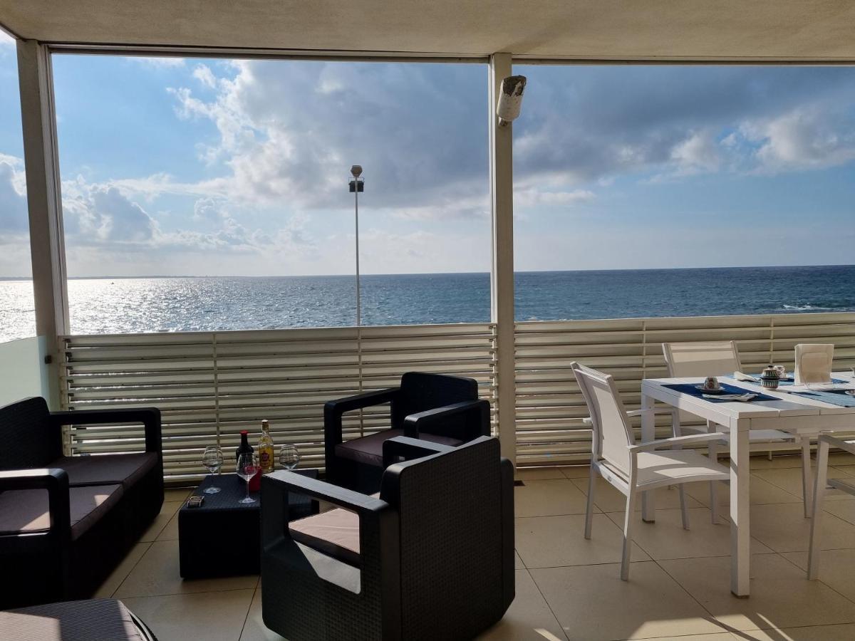 Minzoni Tony Gallipoli Buitenkant foto