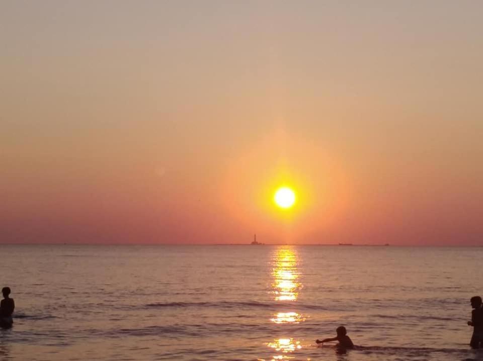 Minzoni Tony Gallipoli Buitenkant foto